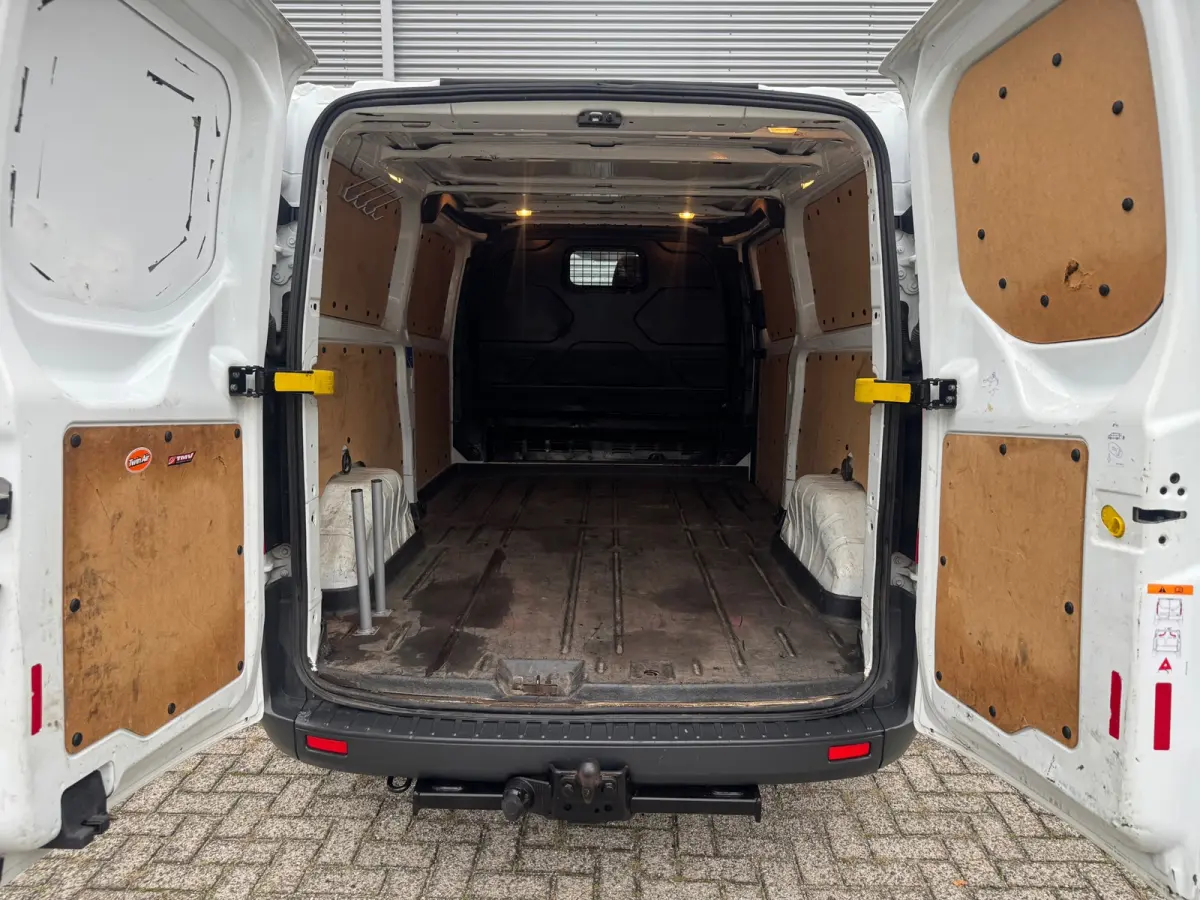 290 2.0 TDCI L2H1 Ambiente,Airco , Lm velgen,trekhaak