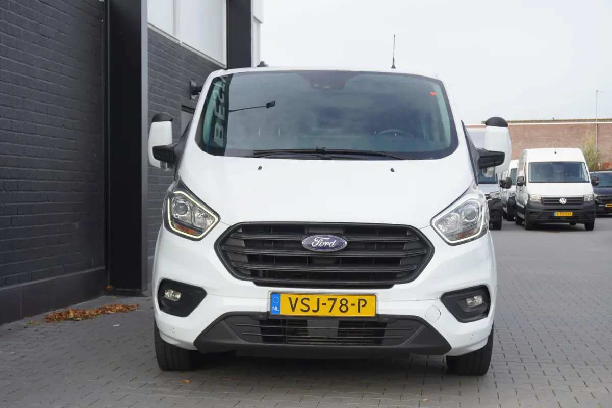 2.0 TDCI 130PK L2 Dubbele Cabine EURO 6 - Airco - Cruise - PDC - €18.950,- Excl.