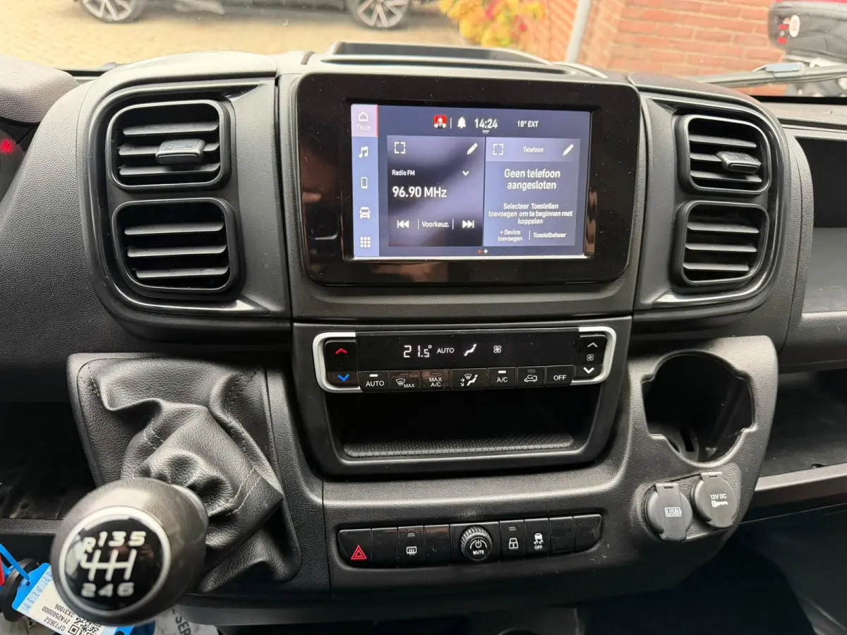 35H HD 2.2 MultiJet L2H2 140PK / Camera / 3 zits / Climate