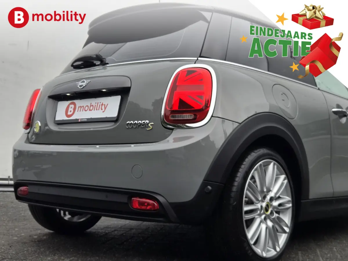 Charged 33 kWh Achteruitrijcamera SOH 99% Snelladen Warmtepomp | Apple CarPlay | Stoelverwarming | Sportstoelen | LED