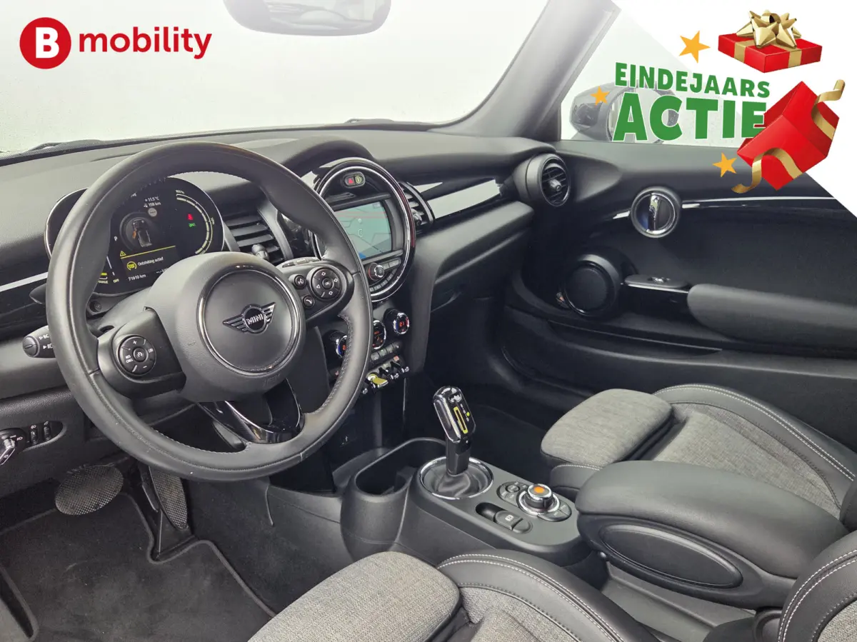 Charged 33 kWh Achteruitrijcamera SOH 99% Snelladen Warmtepomp | Apple CarPlay | Stoelverwarming | Sportstoelen | LED