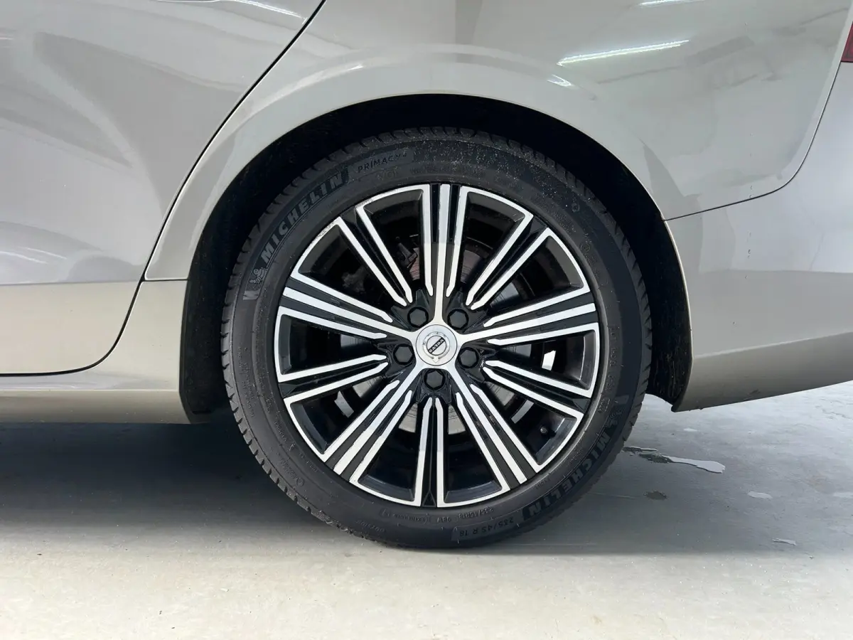 2.0 T6 Recharge AWD Inscription Expression | Longrange | Automaat | Trekhaak | Vol opties | Elek. pakket | Inruil moge