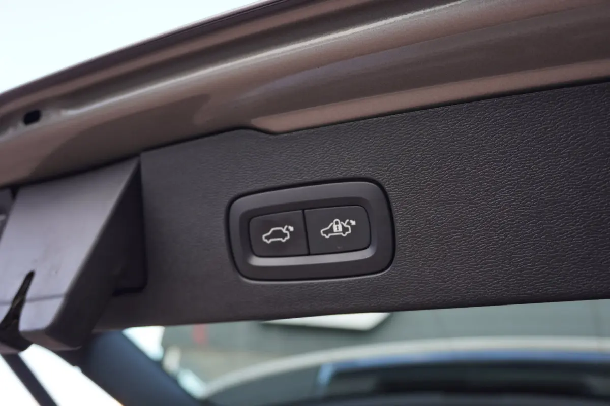 2.0 T6 Recharge AWD Inscription Expression | Longrange | Automaat | Trekhaak | Vol opties | Elek. pakket | Inruil moge