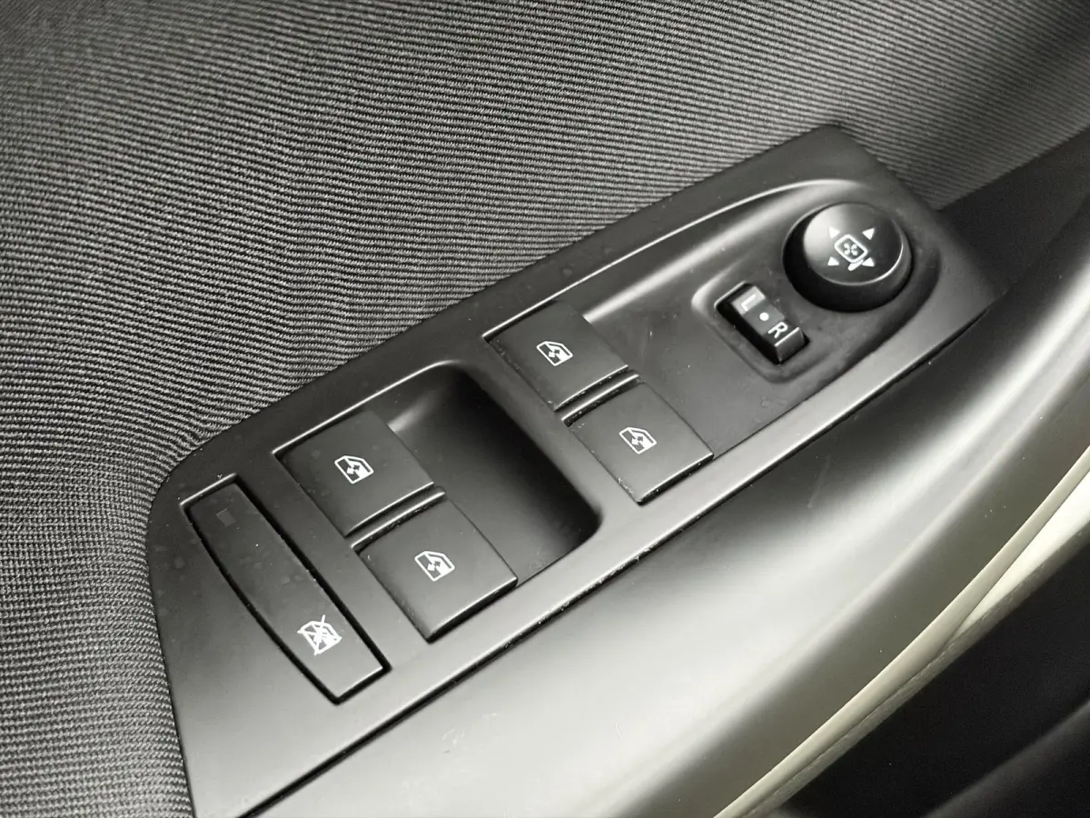 1.4 Online Edition ✓2e Eigenaar✓Trekhaak✓Carplay✓Navi✓Recent beurt gehad✓150pk✓Dealer Onderhouden✓6 Bak✓Pdc V+A✓Lm velgen✓Clima✓Cruise✓N.A.P✓Apk tot 06-2027