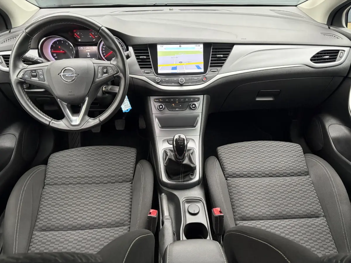 1.4 Online Edition ✓2e Eigenaar✓Trekhaak✓Carplay✓Navi✓Recent beurt gehad✓150pk✓Dealer Onderhouden✓6 Bak✓Pdc V+A✓Lm velgen✓Clima✓Cruise✓N.A.P✓Apk tot 06-2027