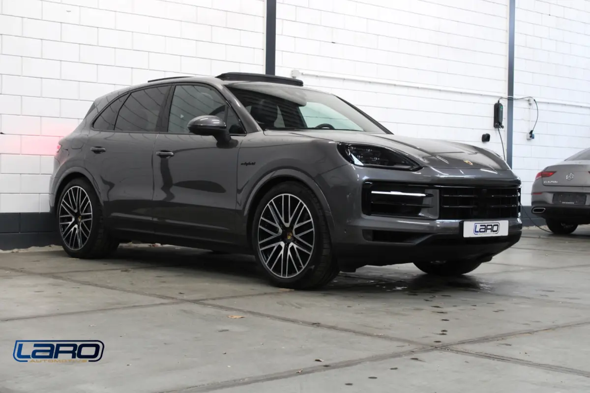 3.0 E-Hybrid Facelift | PASM Pano Trekhaak PDLS+ Chrono 360 cam