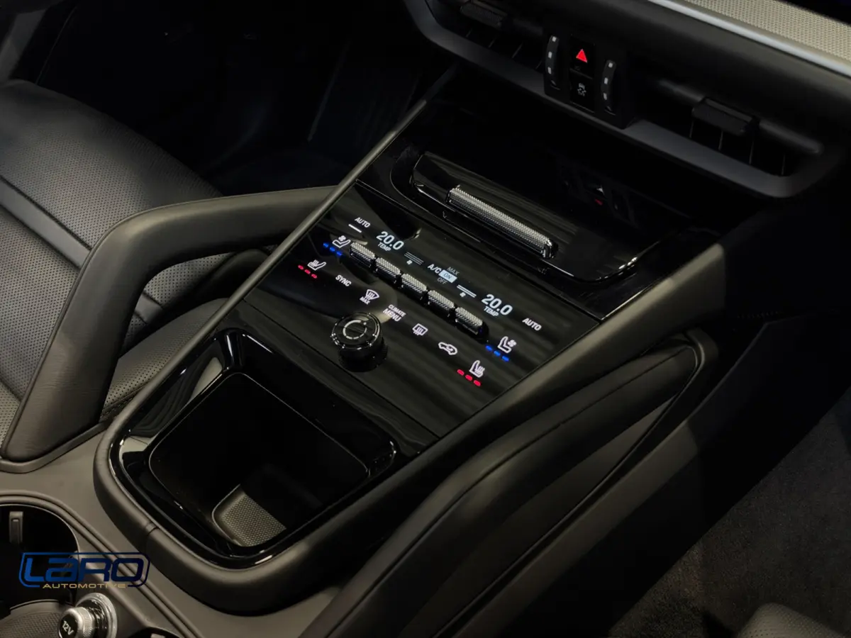 3.0 E-Hybrid Facelift | PASM Pano Trekhaak PDLS+ Chrono 360 cam