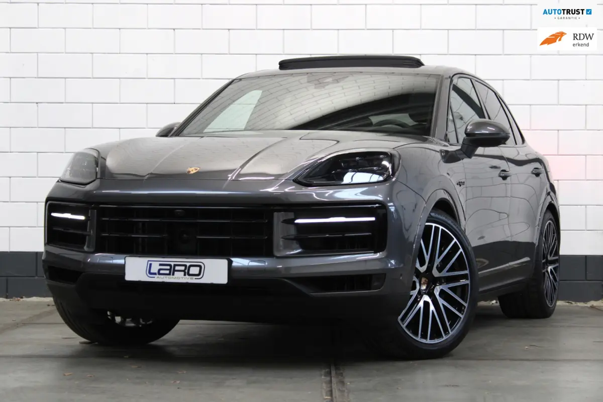 3.0 E-Hybrid Facelift | PASM Pano Trekhaak PDLS+ Chrono 360 cam