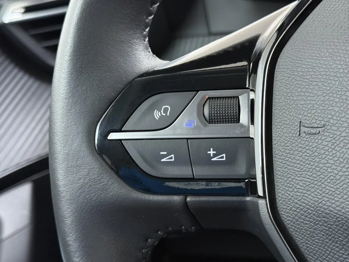 Blue Lease Allure 50 kWh | Accu 97% | Navigatie | Camera | Adaptieve Cruise Control | Apple Carplay en Android auto