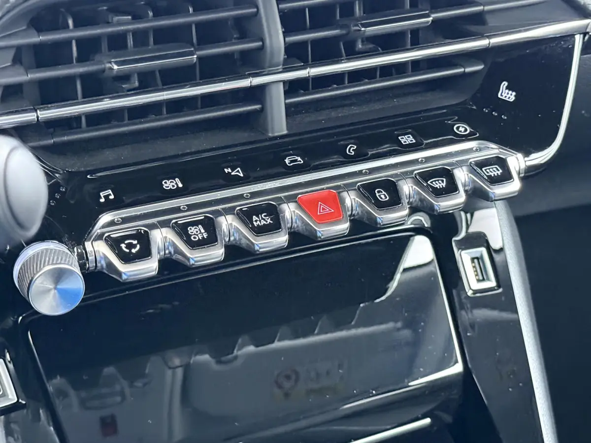 Blue Lease Allure 50 kWh | Accu 97% | Navigatie | Camera | Adaptieve Cruise Control | Apple Carplay en Android auto