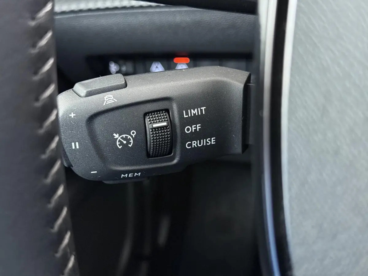 Blue Lease Allure 50 kWh | Accu 97% | Navigatie | Camera | Adaptieve Cruise Control | Apple Carplay en Android auto