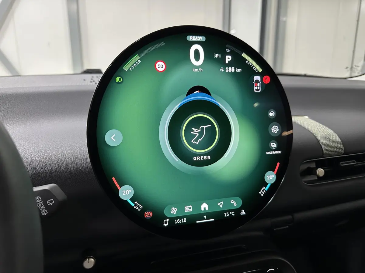 3-Deurs SE Essential 54.2 kWh 218pk | Camera | Navi | Carplay | Dodehoekdetectie | 17'' LM