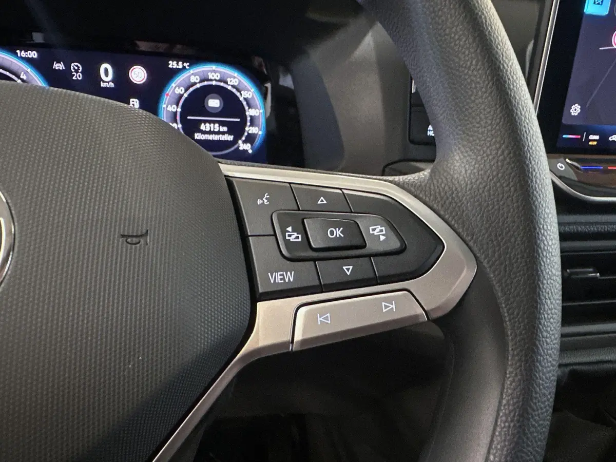 2.0 TDI L3H3 Highline 140 PK | Airco | Trekhaak | Multifunctioneel stuurwiel | Achteruitrijcamera | Multifunctioneel stuurwiel | Cruise Controle | Navigatie | Apple/Android Carplay | Parkeer