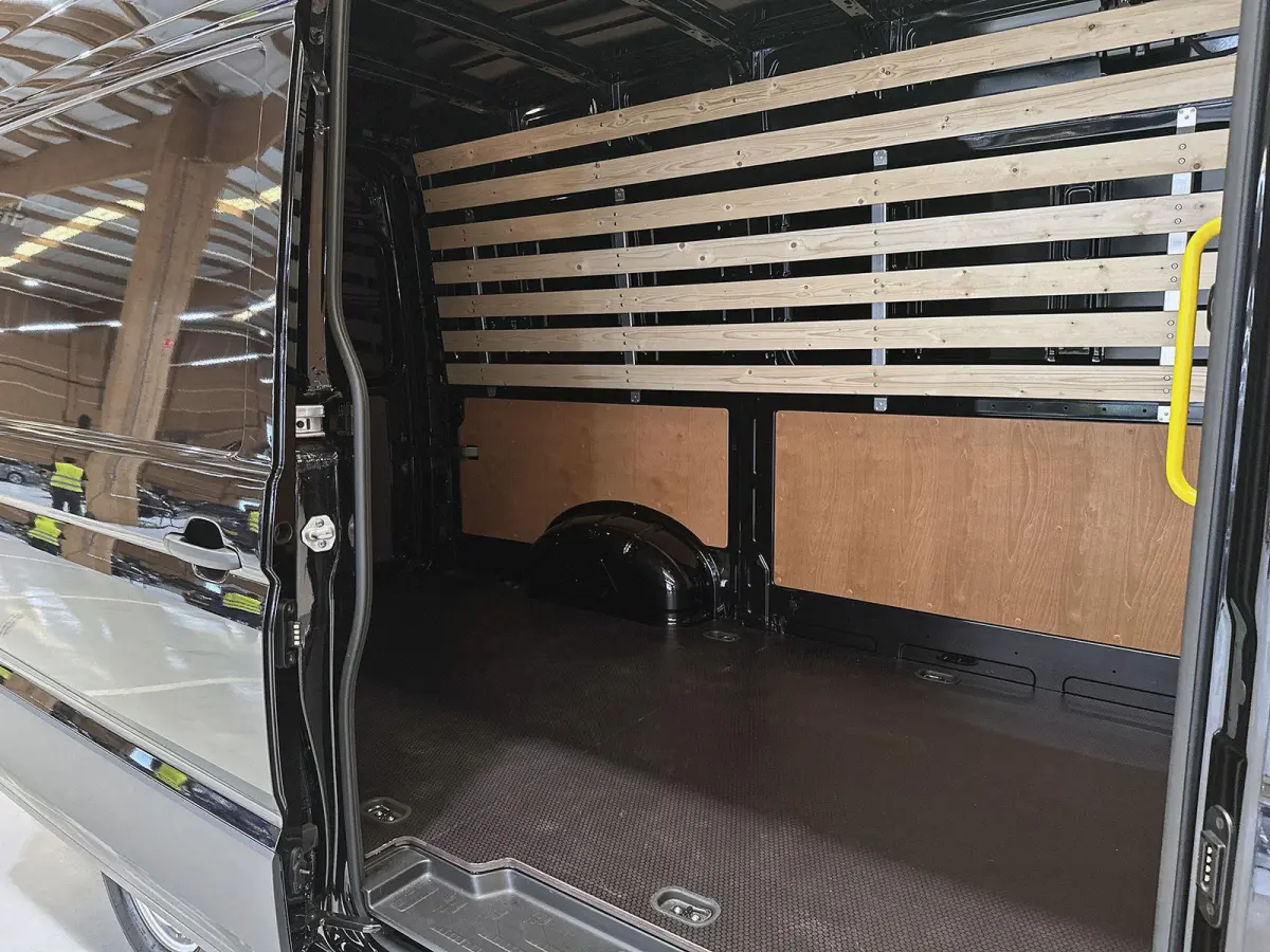 2.0 TDI L3H3 Highline 140 PK | Airco | Trekhaak | Multifunctioneel stuurwiel | Achteruitrijcamera | Multifunctioneel stuurwiel | Cruise Controle | Navigatie | Apple/Android Carplay | Parkeer
