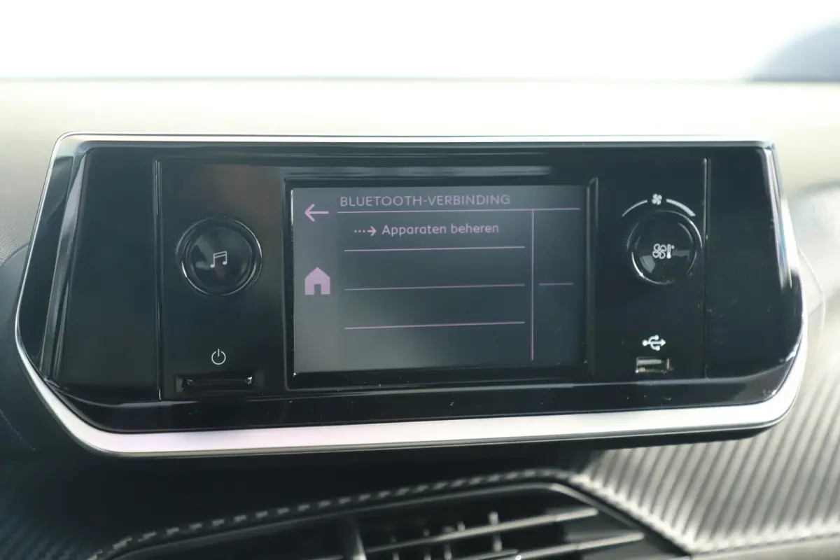 1.2 PureTech Like Airco Radio Bluetooth Cruise Chameleonfolie Getinte Ramen
