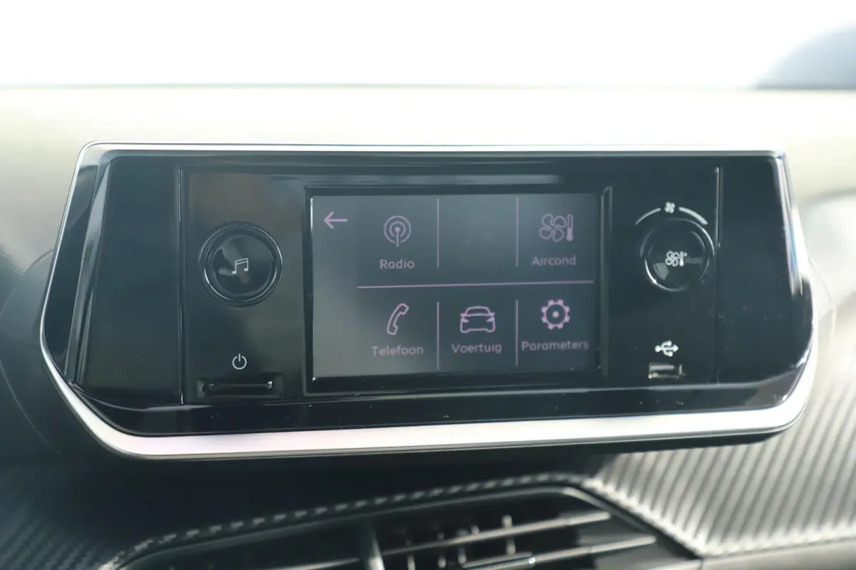 1.2 PureTech Like Airco Radio Bluetooth Cruise Chameleonfolie Getinte Ramen