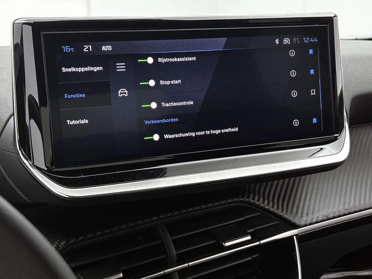 1.2 Hybrid Nefkens Edition | Adaptieve Cruise Control | Navigatie | Dodehoek Bewaking | Climate Control | Apple Carplay/Android Auto | Camera Voor + Achter |