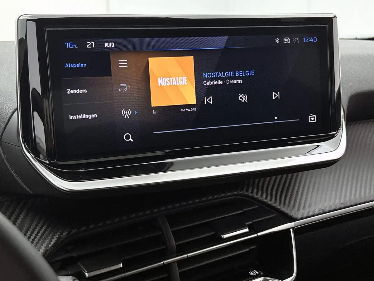 1.2 Hybrid Nefkens Edition | Adaptieve Cruise Control | Navigatie | Dodehoek Bewaking | Climate Control | Apple Carplay/Android Auto | Camera Voor + Achter |