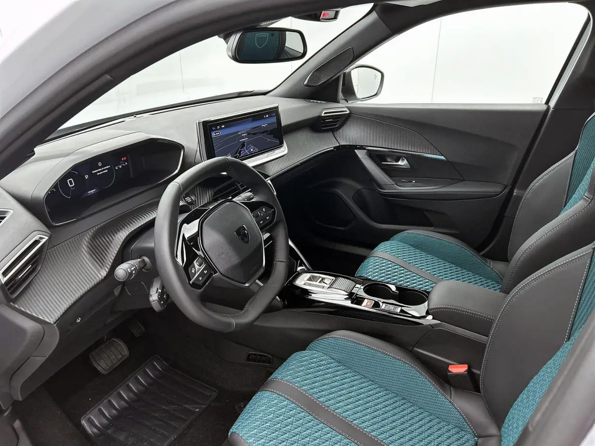 1.2 Hybrid Nefkens Edition | Adaptieve Cruise Control | Navigatie | Dodehoek Bewaking | Climate Control | Apple Carplay/Android Auto | Camera Voor + Achter |