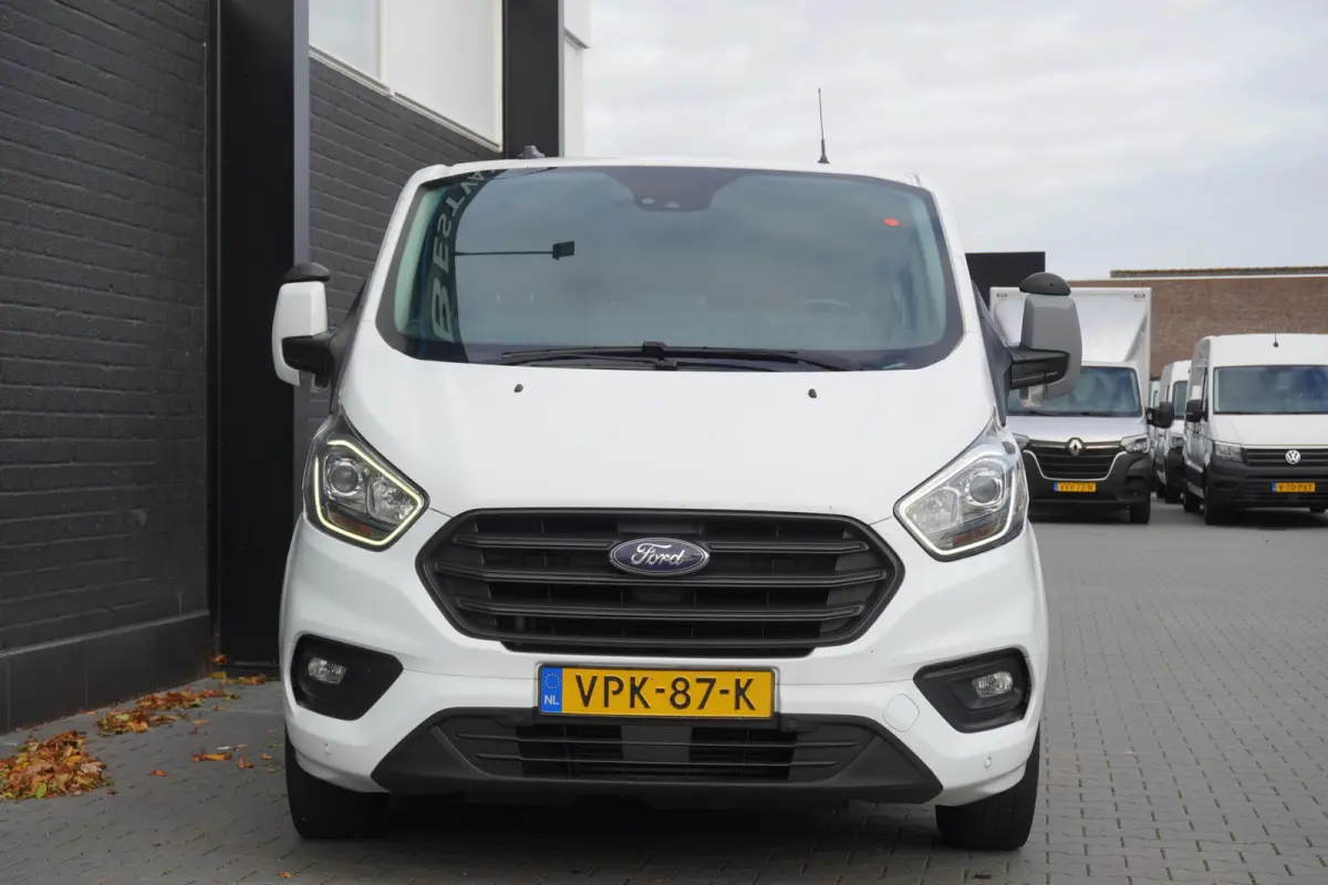 2.0 TDCI 130PK L2 Dubbele Cabine EURO 6 - Airco - Cruise - PDC - €17.950,- Excl.