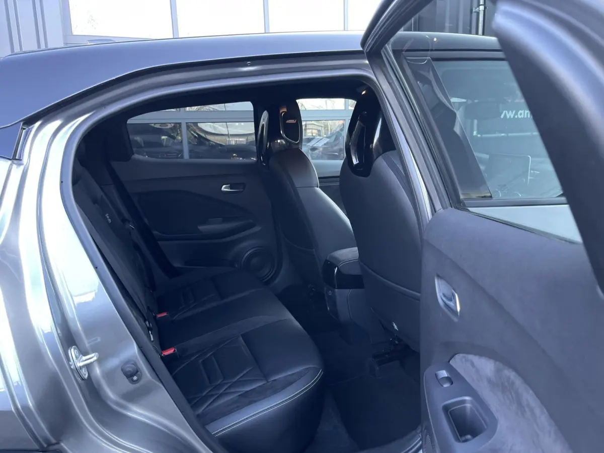 1.0 DIG-T N-Design Automaat CARPLAY|TREKHAAK|LEER|360 CAMERA|BOSE|STOELVERWARMING