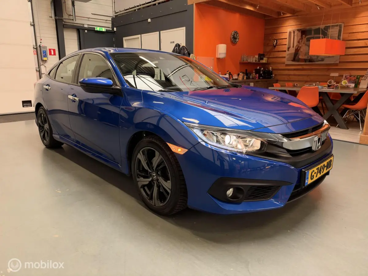 1.5 i-VTEC Elegance Dealer-auto|Trekh-afneembaar
