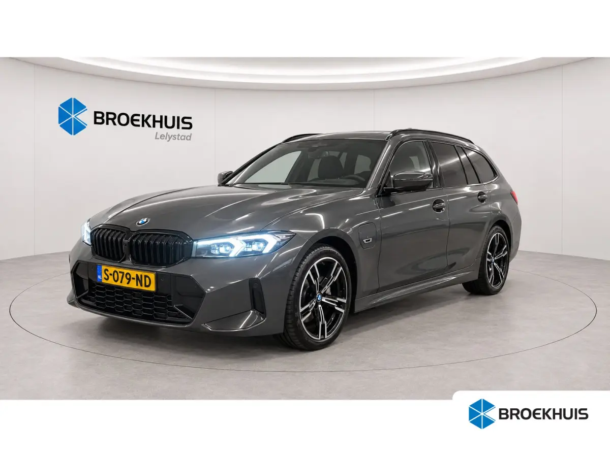 320e 204PK HIGH EXECUTIVE M-SPORT AUTOMAAT LCI / LEDER / CLIMA / PDC / 18" LMV / CAMERA / PANO. DAK / ELEKTR. TREKHAAK / KEYLESS / FULL-LED / WINTERPAKKET / ORG. NL.  !!