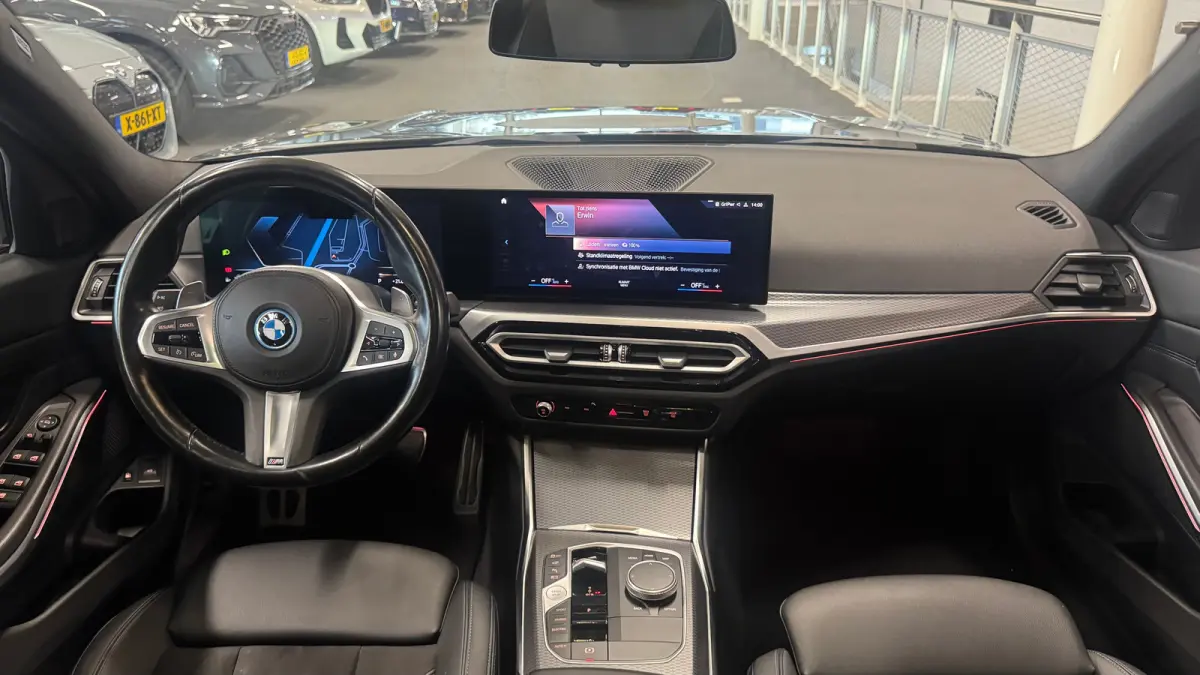 320e 204PK HIGH EXECUTIVE M-SPORT AUTOMAAT LCI / LEDER / CLIMA / PDC / 18" LMV / CAMERA / PANO. DAK / ELEKTR. TREKHAAK / KEYLESS / FULL-LED / WINTERPAKKET / ORG. NL.  !!