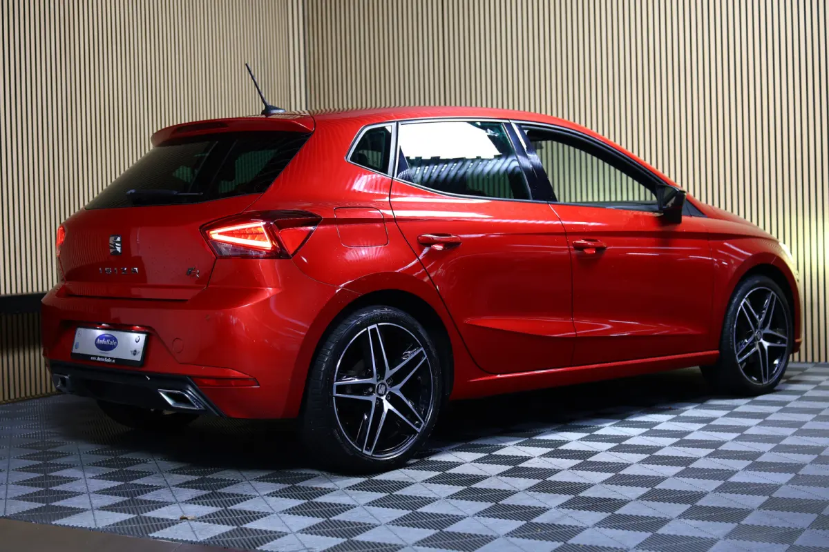 1.0 TSI FR NAVI CLIMA CRUISE SFEER BEATS PDC LED CAMERA BT NFC SDP '19