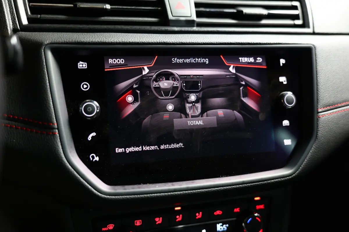 1.0 TSI FR NAVI CLIMA CRUISE SFEER BEATS PDC LED CAMERA BT NFC SDP '19