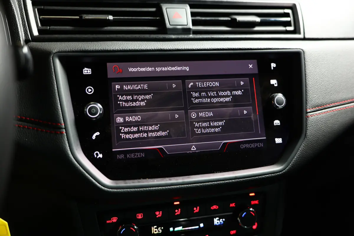 1.0 TSI FR NAVI CLIMA CRUISE SFEER BEATS PDC LED CAMERA BT NFC SDP '19