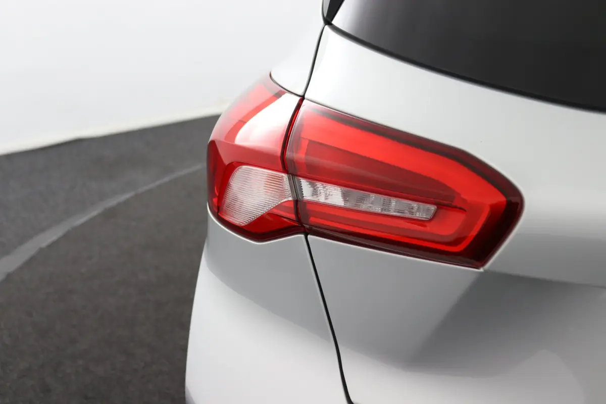 1.0 EcoBoost Hybrid Titanium X | Winterpack | Adaptive Cruise | BLIS | B&O Audio | LED | CarPlay/Android Auto | Navigatie