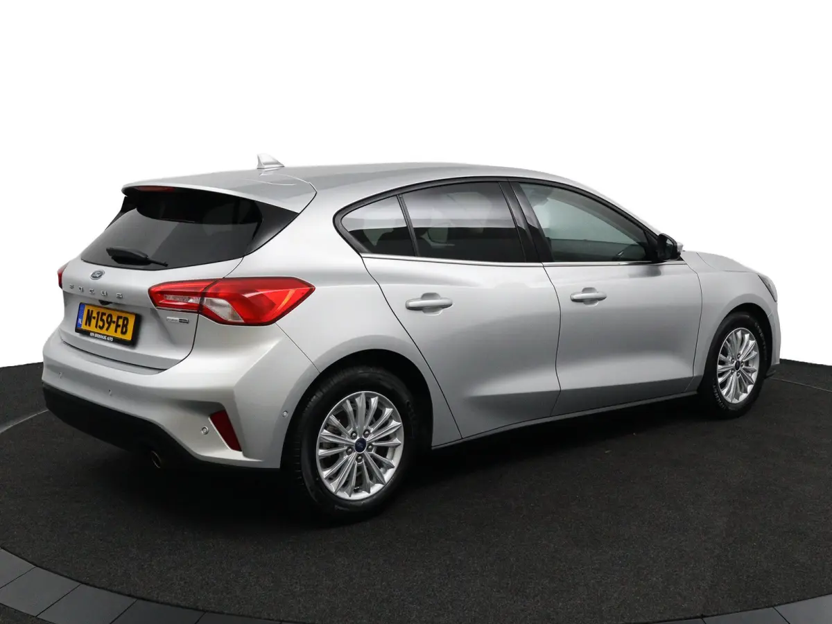 1.0 EcoBoost Hybrid Titanium X | Winterpack | Adaptive Cruise | BLIS | B&O Audio | LED | CarPlay/Android Auto | Navigatie