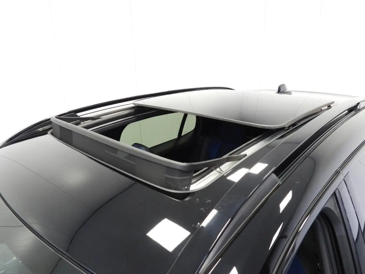 1.5 PHEV BlackLine STUURVERW./360CAM/SCHUIFDAK/LED/20"LMV!