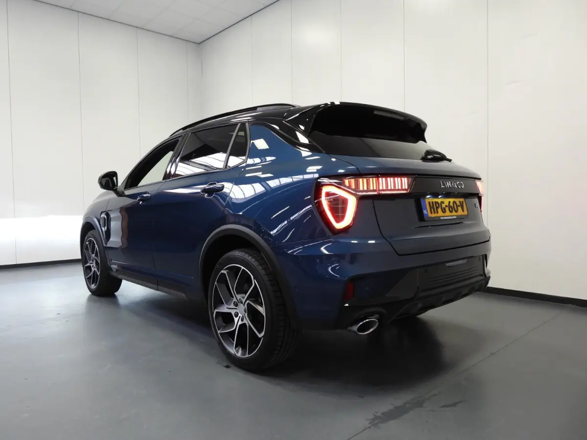 1.5 PHEV BlackLine STUURVERW./360CAM/SCHUIFDAK/LED/20"LMV!