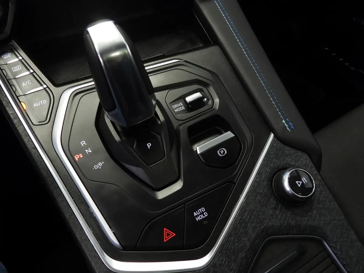1.5 PHEV BlackLine STUURVERW./360CAM/SCHUIFDAK/LED/20"LMV!