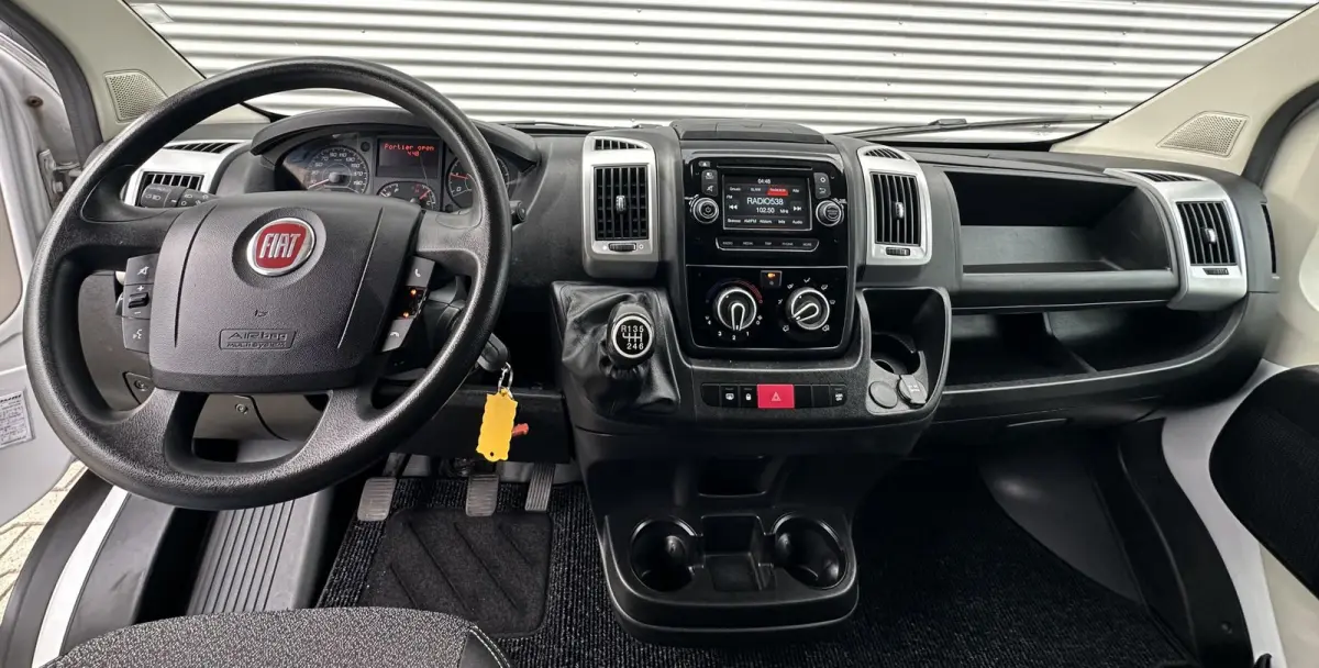 35H 2.3 MultiJet Bakwagen met laadklep