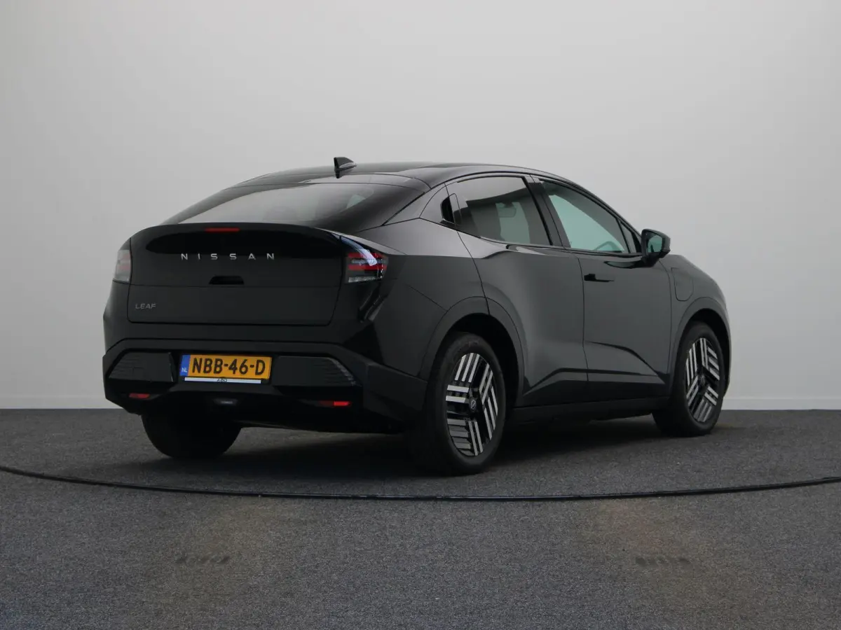 Engage Plus 52 kWh | Getint Glas | 451 km WLTP | Stoelverwarming | Stuurwielverwarming |