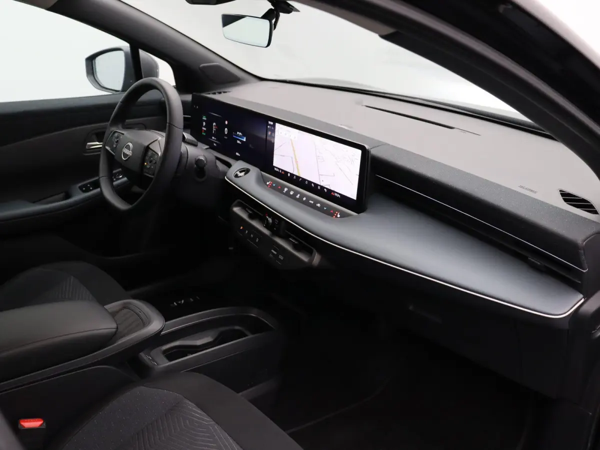 Engage Plus 52 kWh | Getint Glas | 451 km WLTP | Stoelverwarming | Stuurwielverwarming |