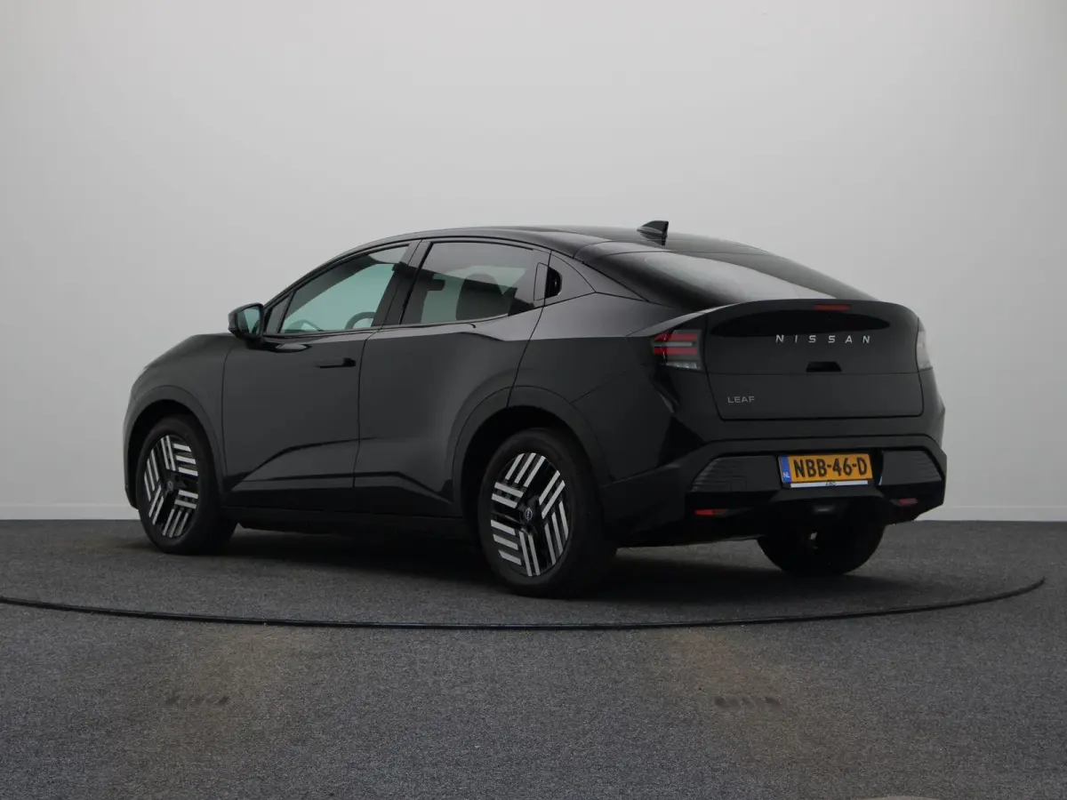 Engage Plus 52 kWh | Getint Glas | 451 km WLTP | Stoelverwarming | Stuurwielverwarming |