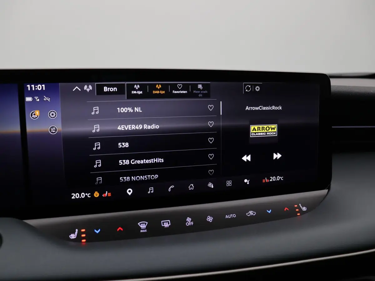 Engage Plus 52 kWh | Getint Glas | 451 km WLTP | Stoelverwarming | Stuurwielverwarming |