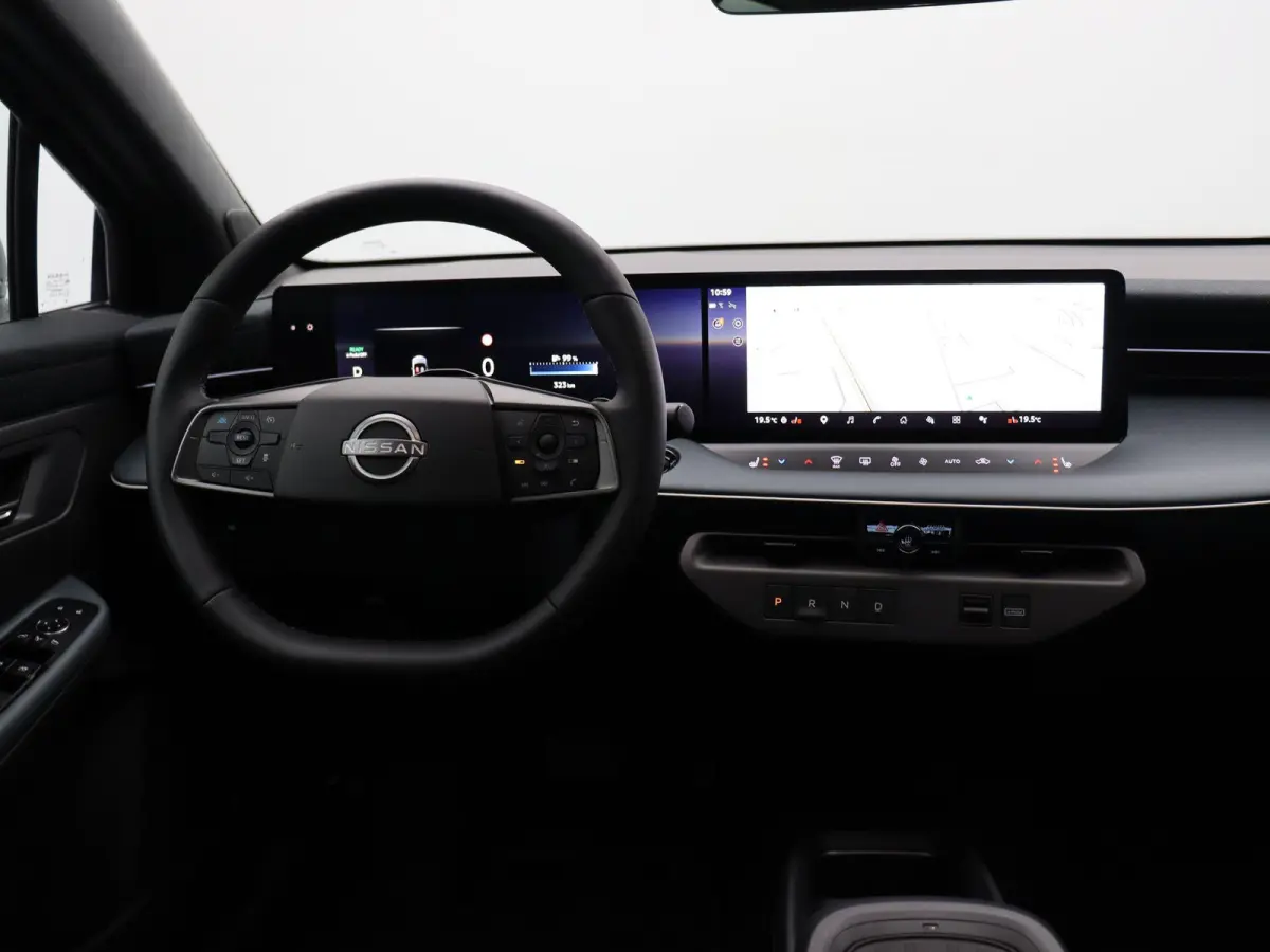 Engage Plus 52 kWh | Getint Glas | 451 km WLTP | Stoelverwarming | Stuurwielverwarming |