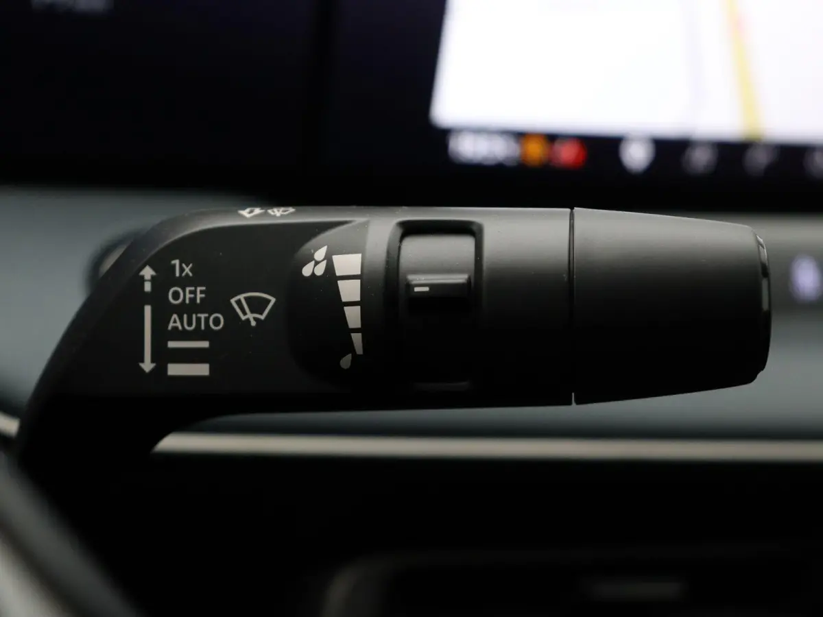 Engage Plus 52 kWh | Getint Glas | 451 km WLTP | Stoelverwarming | Stuurwielverwarming |