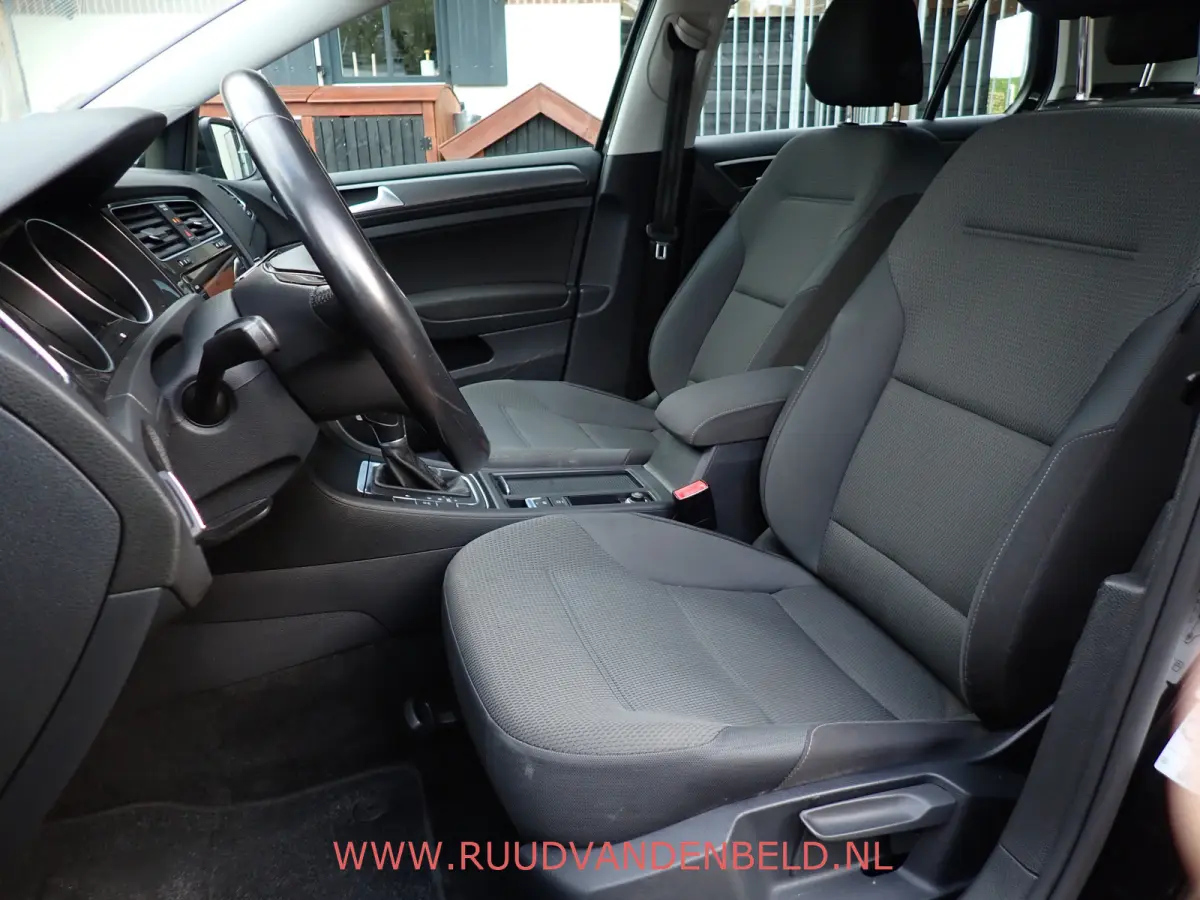 1.0 TSI Comfortline / PDC / CARPLAY / ACC / NAVI
