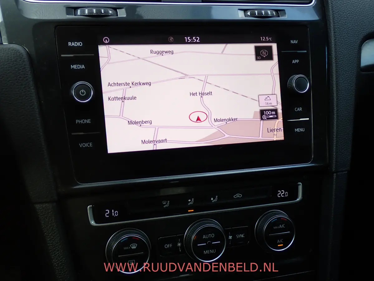 1.0 TSI Comfortline / PDC / CARPLAY / ACC / NAVI