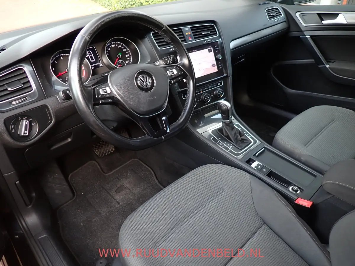 1.0 TSI Comfortline / PDC / CARPLAY / ACC / NAVI