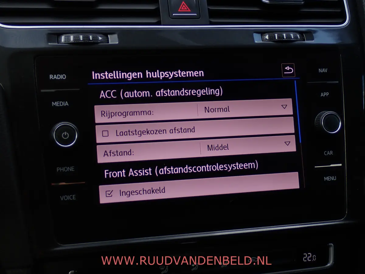 1.0 TSI Comfortline / PDC / CARPLAY / ACC / NAVI