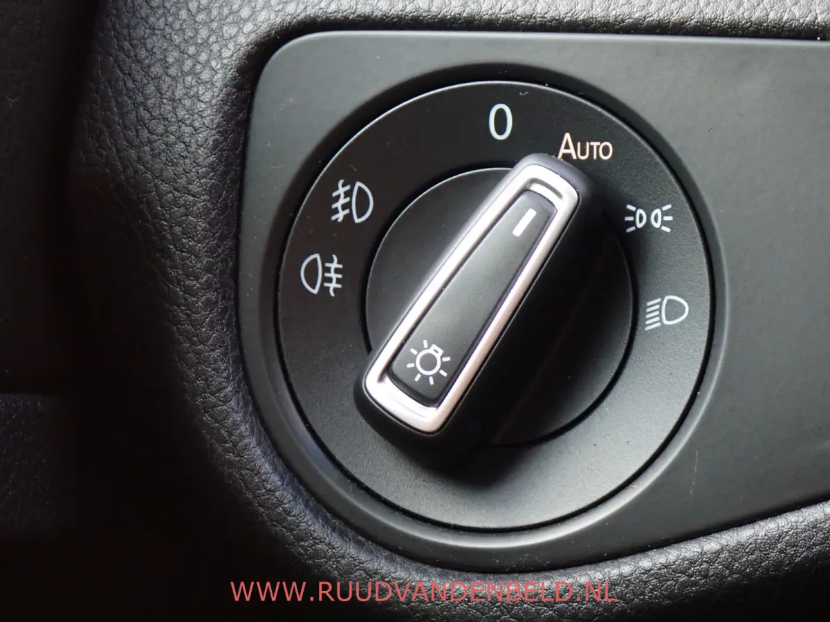 1.0 TSI Comfortline / PDC / CARPLAY / ACC / NAVI