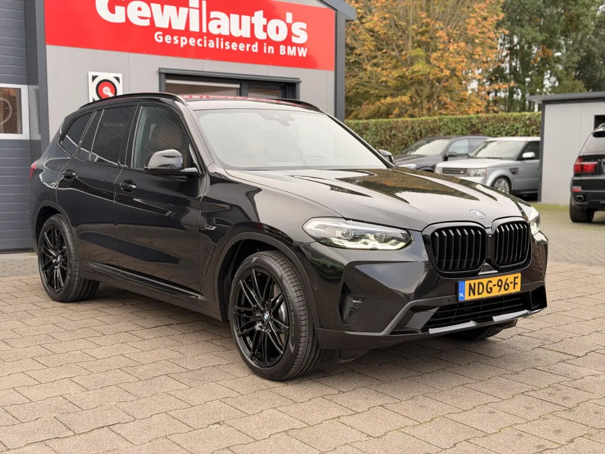 xDrive30e Shadow Line
