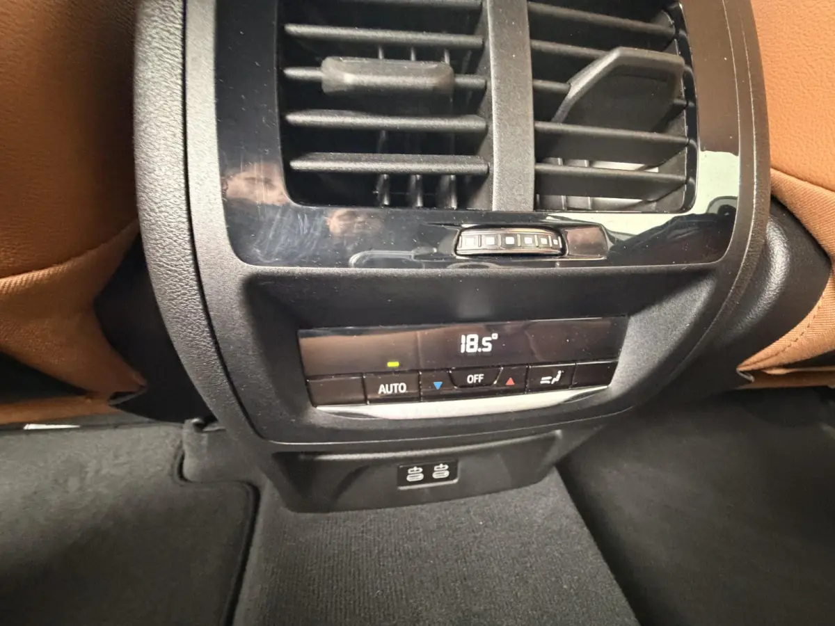 xDrive30e Shadow Line